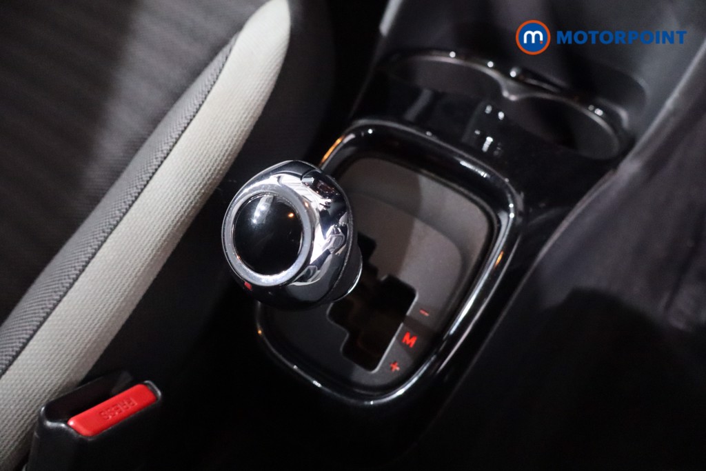 Used Toyota AYGO 2018 for sale - 77872737: Photo 25