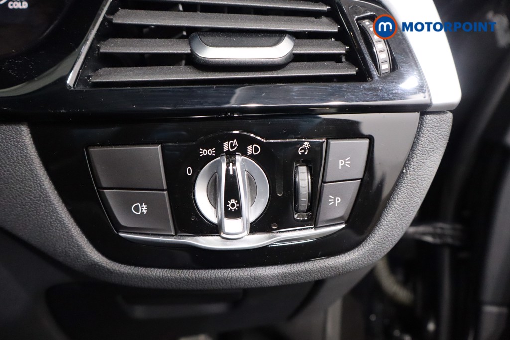 Used BMW 5 Series 2022 for sale - 76255609: Photo 31