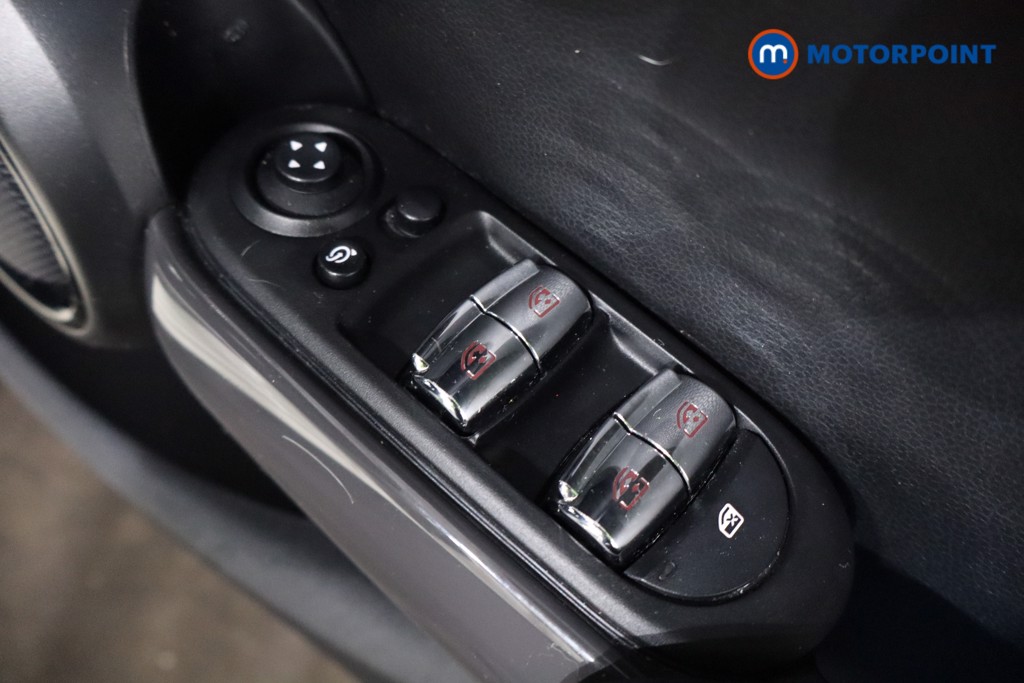 Used MINI Hatch 2019 for sale - 77819960: Photo 32