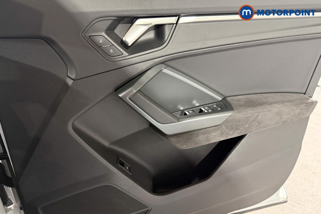 Used Audi RS Q3 2021 for sale - 76718371: Photo 24