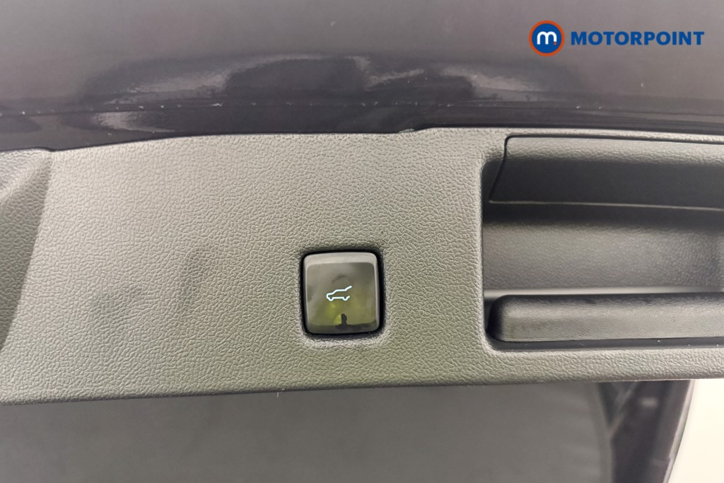 Used Ford Kuga 2024 for sale - 76653569: Photo 24