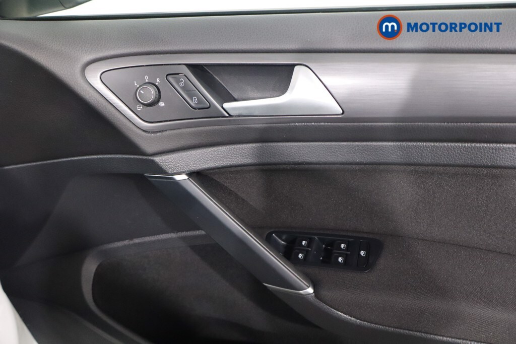 Used Volkswagen Golf 2020 for sale - 76131710: Photo 30