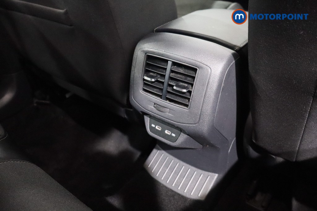 Used Volkswagen T-Roc 2023 for sale - 77653944: Photo 34