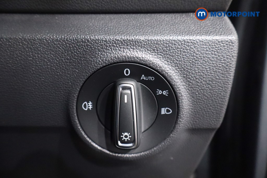 Used Volkswagen T-Roc 2025 for sale - 76394364: Photo 29