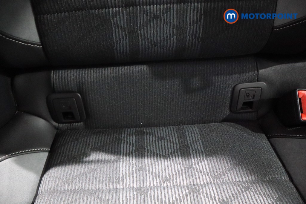 Used Volkswagen T-Roc 2025 for sale - 76394364: Photo 35