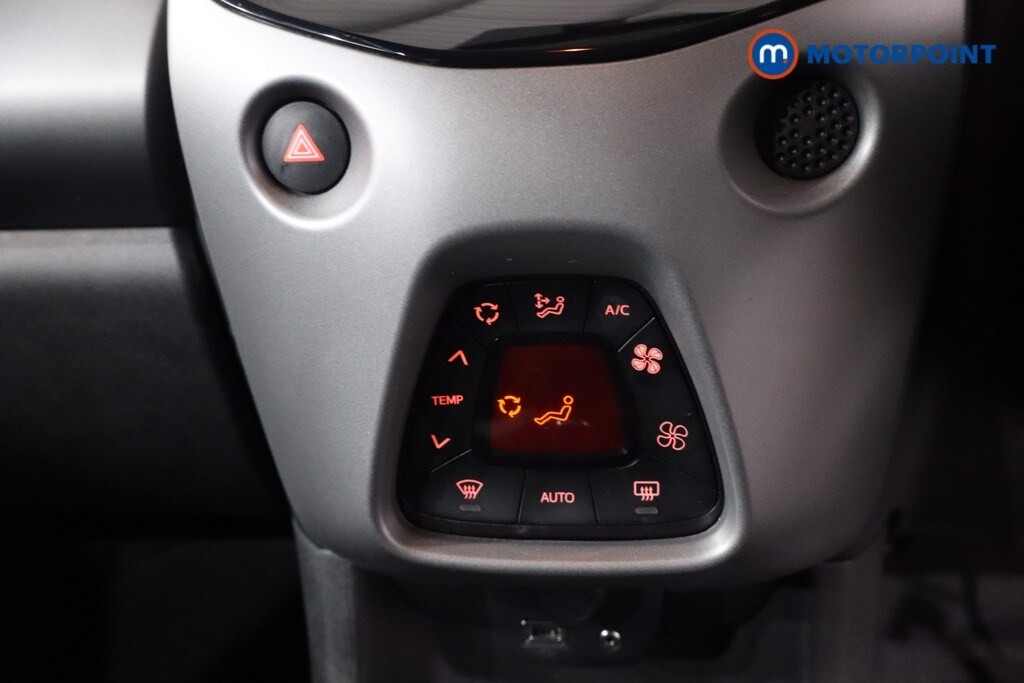 Used Toyota AYGO 2020 for sale - 77946628: Photo 28