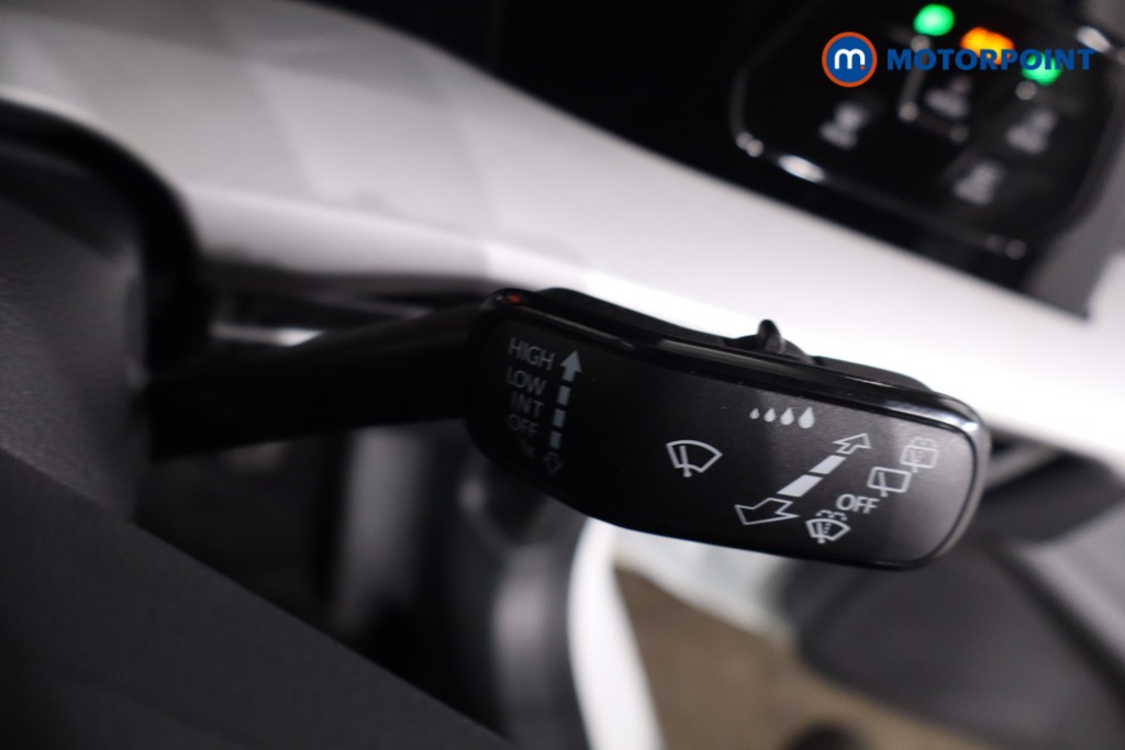 Used Volkswagen Golf 2025 for sale - 78064722: Photo 23