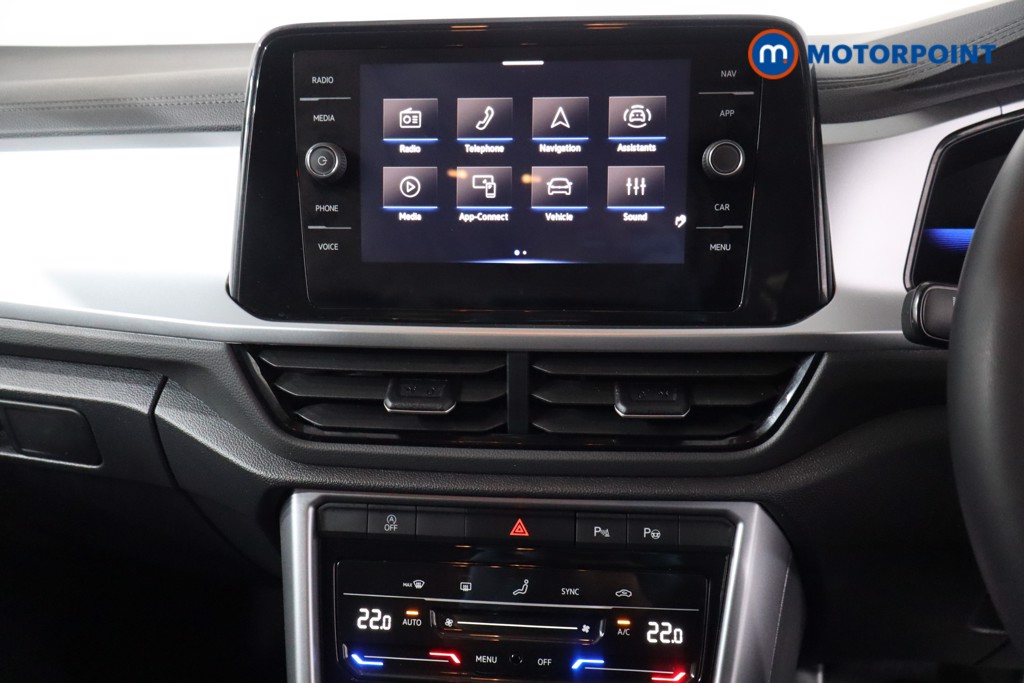 Used Volkswagen T-Roc 2025 for sale - 76577636: Photo 15