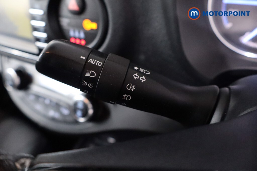 Used Toyota Yaris 2019 for sale - 77872793: Photo 22