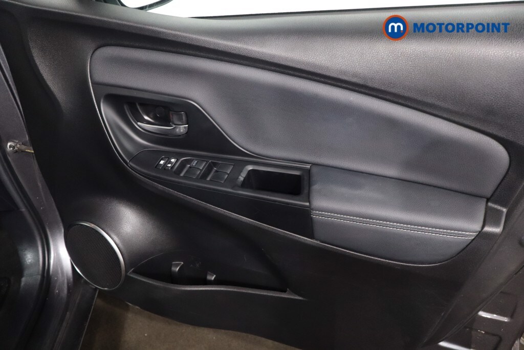 Used Toyota Yaris 2019 for sale - 77872793: Photo 30