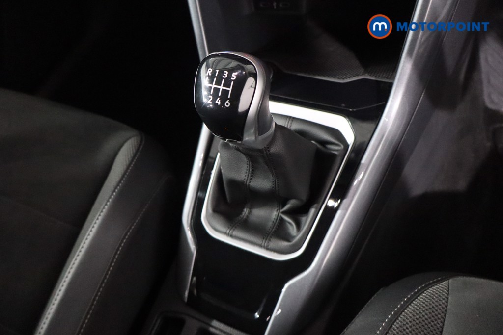 Used Volkswagen T-Roc for sale - 77245769: Photo 27