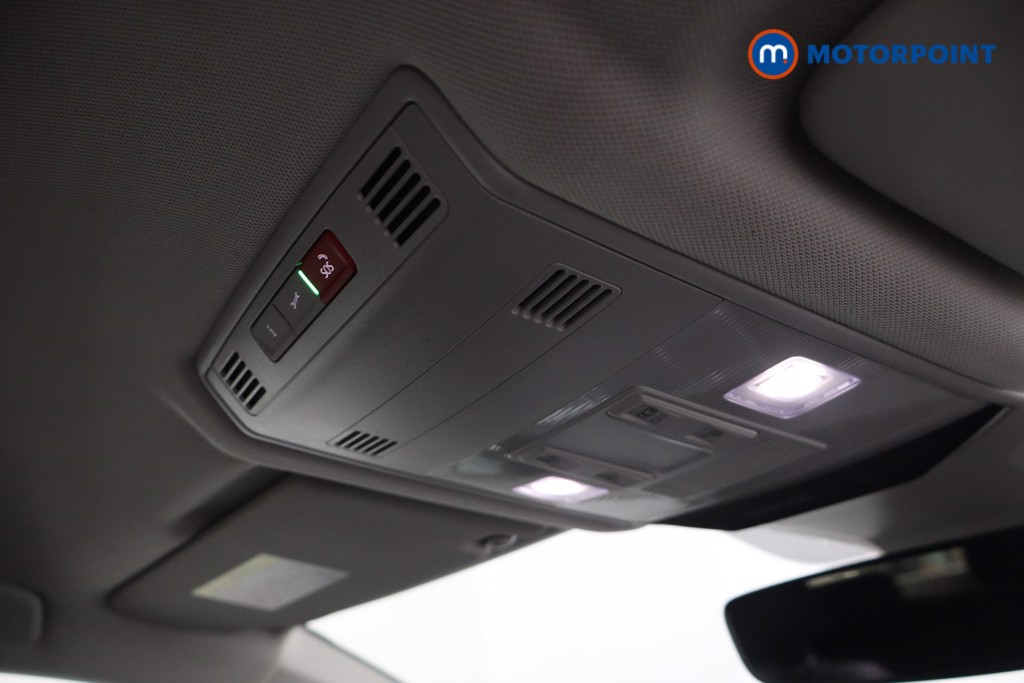 Used Volkswagen T-Roc for sale - 77245769: Photo 28