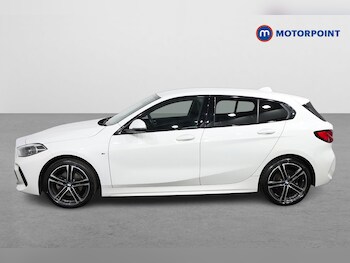 Used BMW 1 Series 2024 for sale - 75761121: Photo