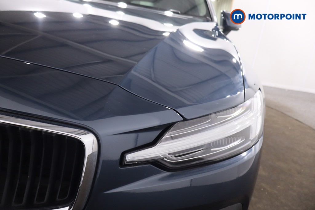 Used Volvo V60 2021 for sale - 77984356: Photo 40