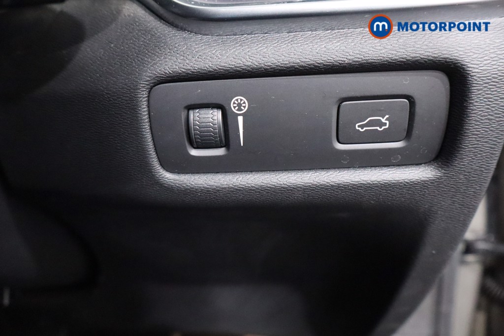 Used Volvo V60 2019 for sale - 76831155: Photo 26