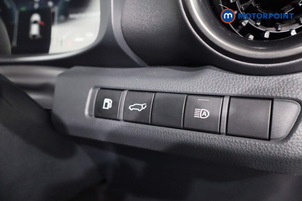 Used Toyota C-HR 2024 for sale - 78012108: Photo 25