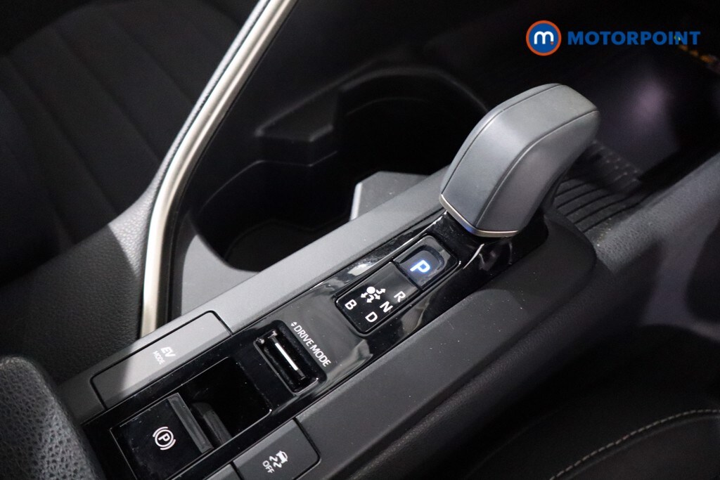 Used Toyota C-HR 2024 for sale - 78012108: Photo 30