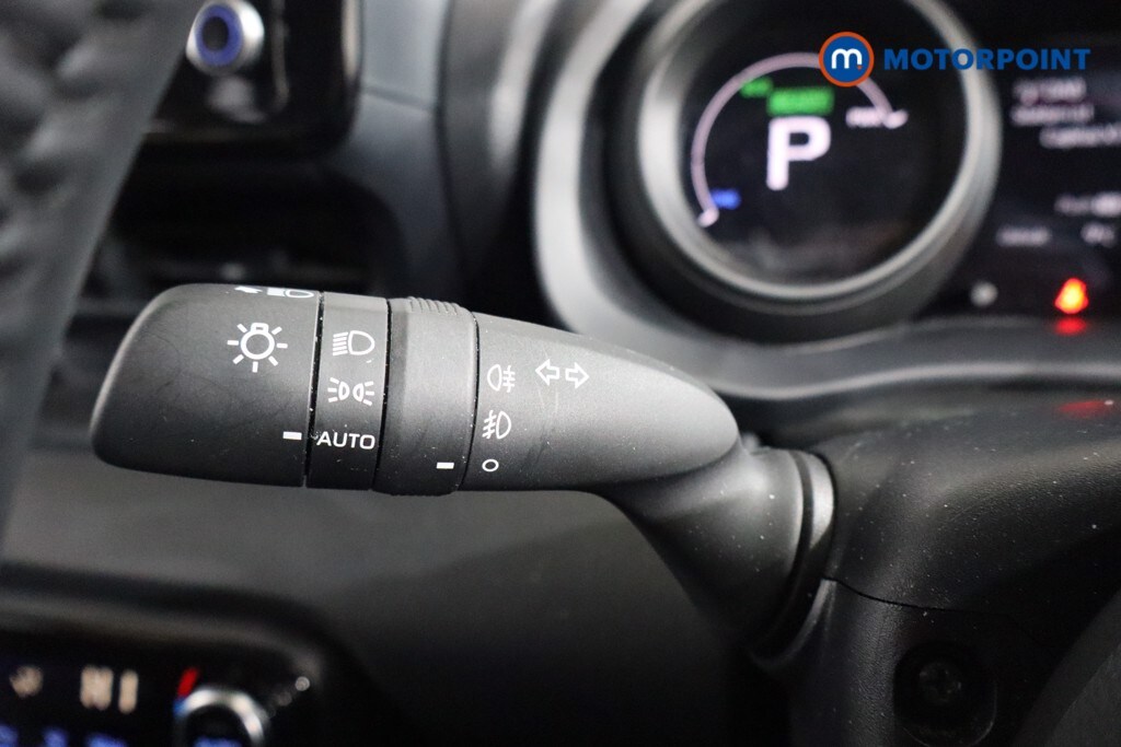 Used Toyota Yaris 2022 for sale - 76845602: Photo 12