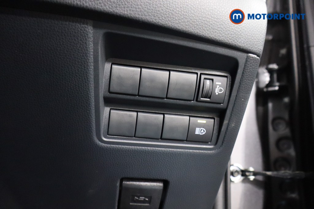 Used Toyota Yaris 2022 for sale - 76845602: Photo 18