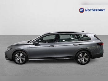 Used Volkswagen Passat undefined for sale - 77962660: Photo