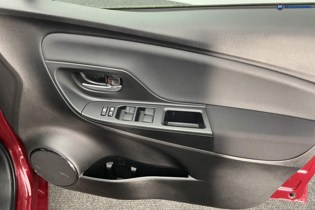 Used Toyota Yaris 2018 for sale - 77582312: Photo 28