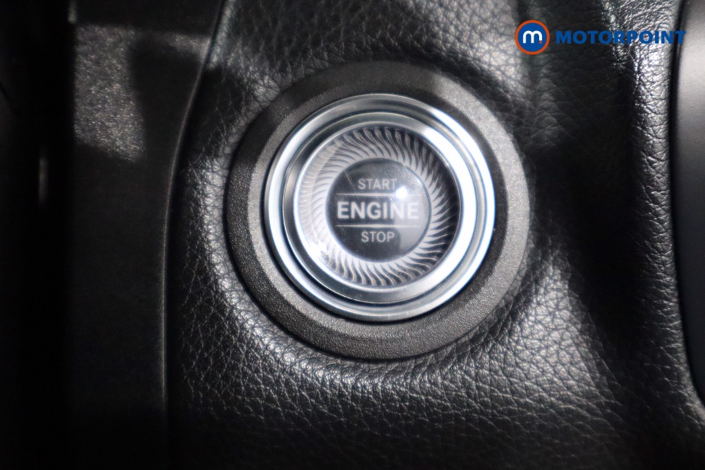 Used Mercedes-Benz C Class 2019 for sale - 76191756: Photo 19