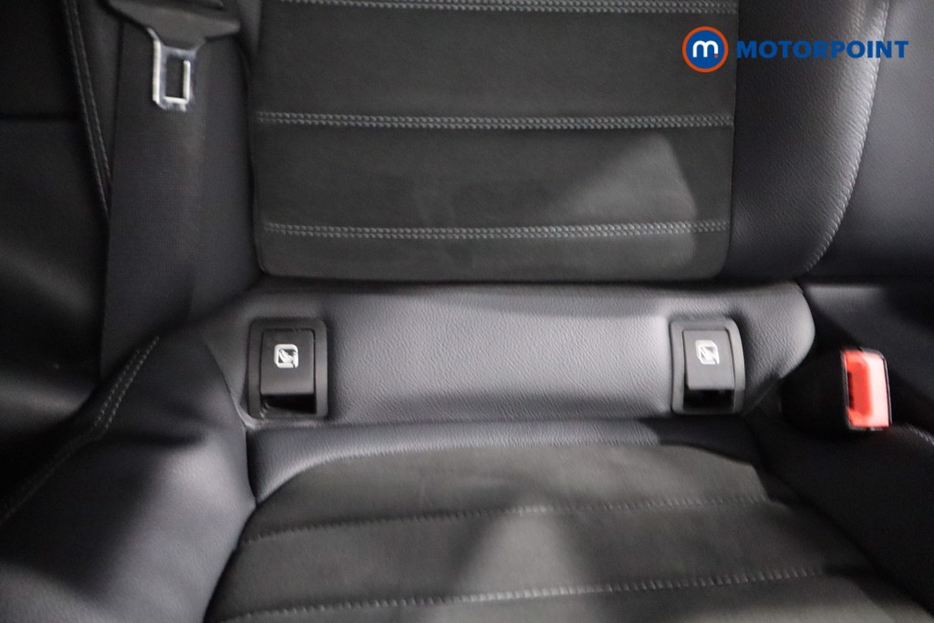 Used Mercedes-Benz C Class 2019 for sale - 76191756: Photo 33