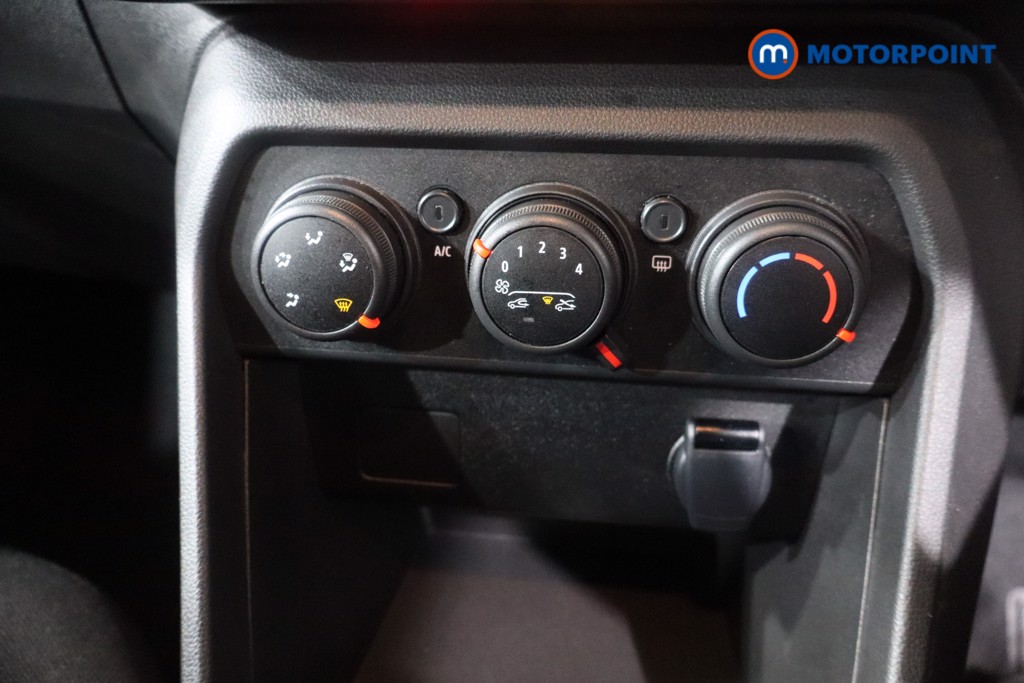 Used Dacia Sandero 2024 for sale - 77563580: Photo 23