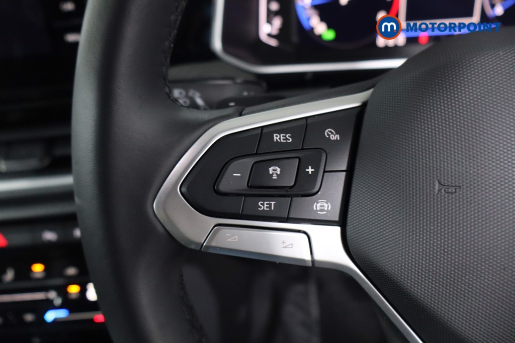 Used Volkswagen T-Roc 2024 for sale - 77297729: Photo 15