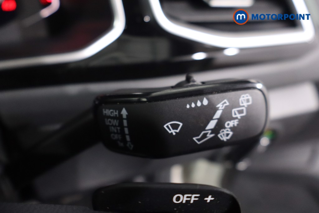 Used Volkswagen T-Roc 2024 for sale - 77297729: Photo 23