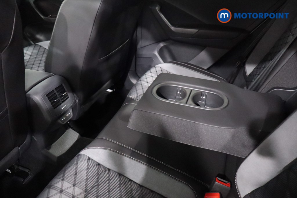 Used Volkswagen T-Roc 2024 for sale - 77297729: Photo 35