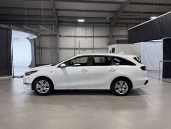 Used Kia Ceed 2023 for sale - 74967412: Photo