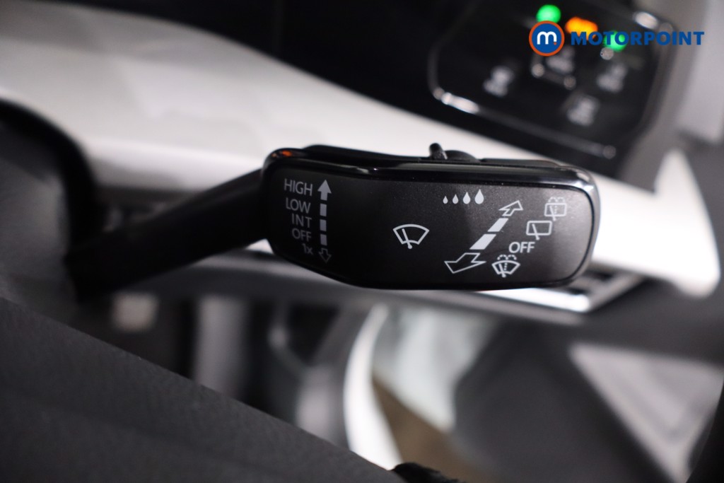 Used Volkswagen Golf 2025 for sale - 78012212: Photo 23