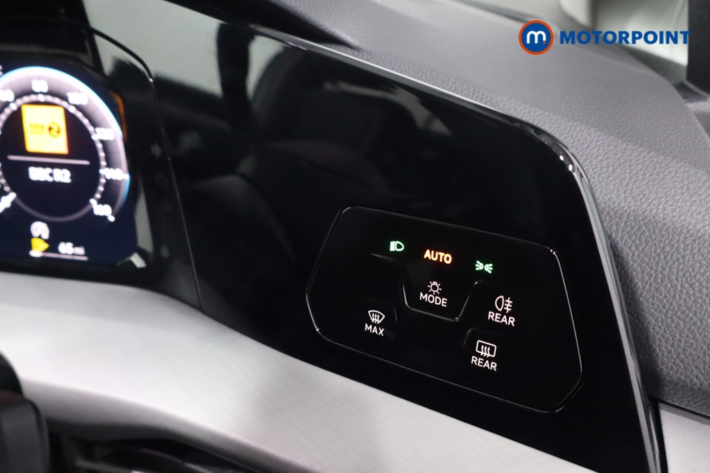 Used Volkswagen Golf 2025 for sale - 78012212: Photo 25