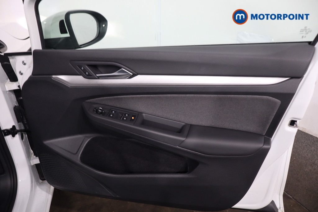 Used Volkswagen Golf 2025 for sale - 78012212: Photo 32