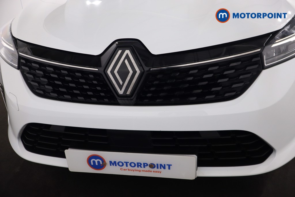 Used Renault Clio 2025 for sale - 77297541: Photo 32