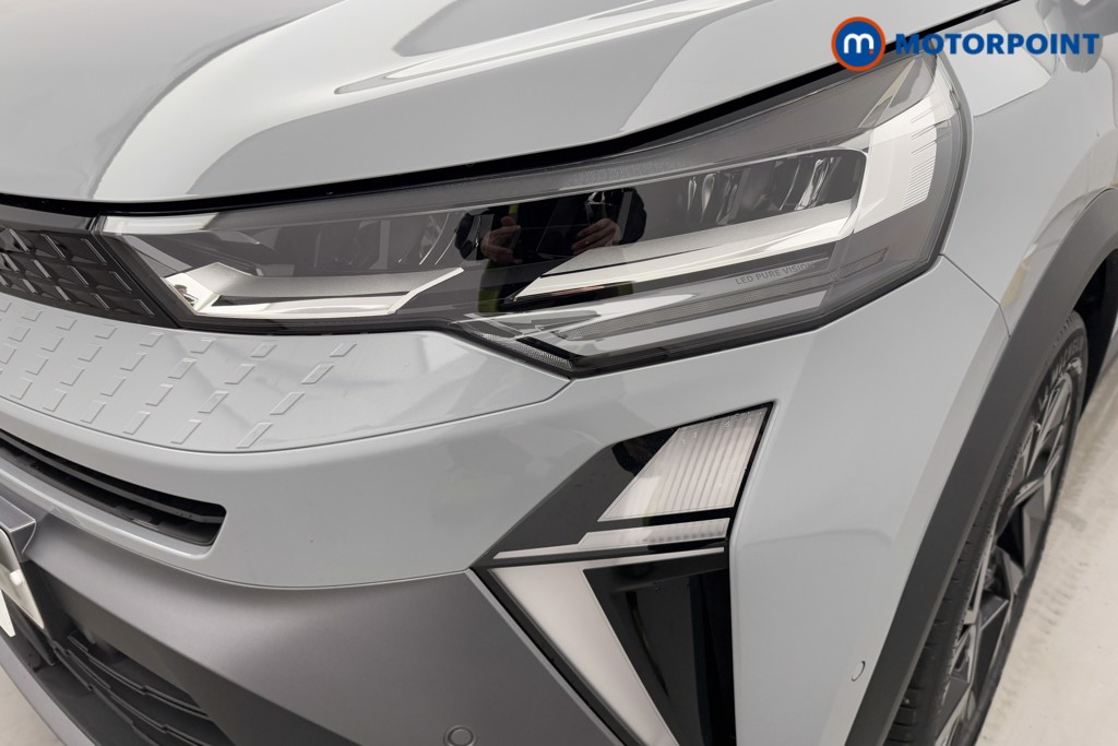 Used Renault Captur 2024 for sale - 77404108: Photo 35