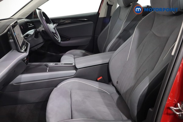 Used Volkswagen Passat 2025 for sale - 76117881: Photo 12