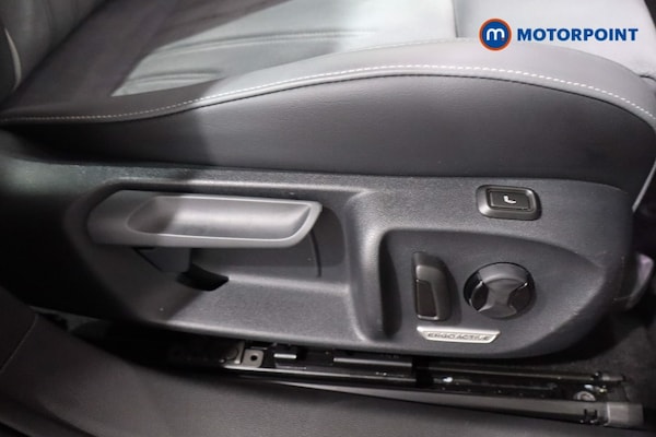 Used Volkswagen Passat 2025 for sale - 76117881: Photo 29