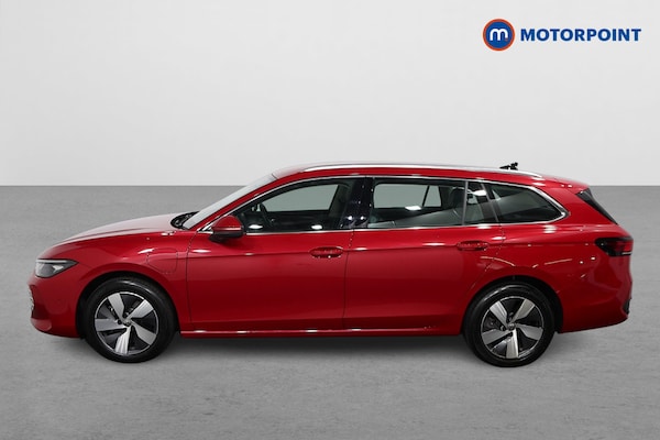 Used Volkswagen Passat 2025 for sale - 76117881: Photo 4