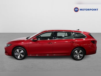 Used Volkswagen Passat 2025 for sale - 76117881: Photo 4
