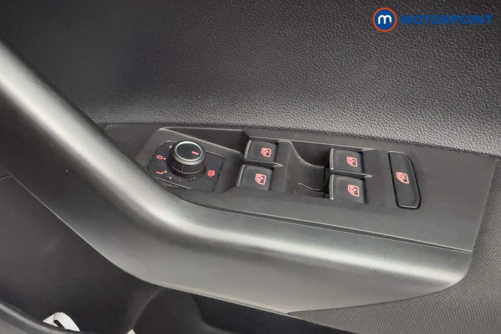 Used Volkswagen Polo 2018 for sale - 76162312: Photo 24
