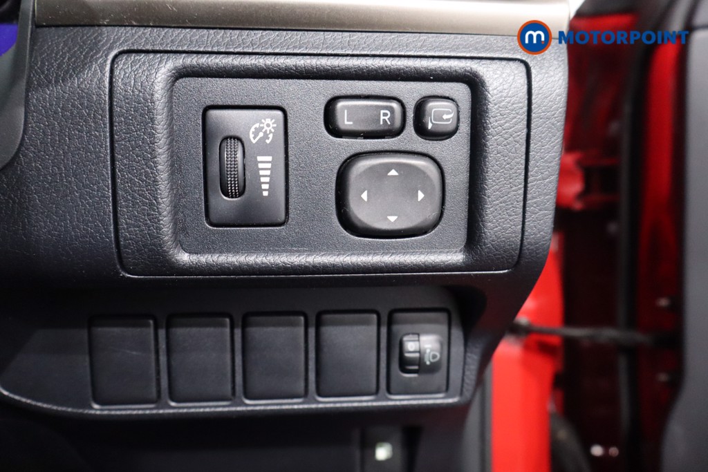 Used Lexus CT 2017 for sale - 76653671: Photo 27