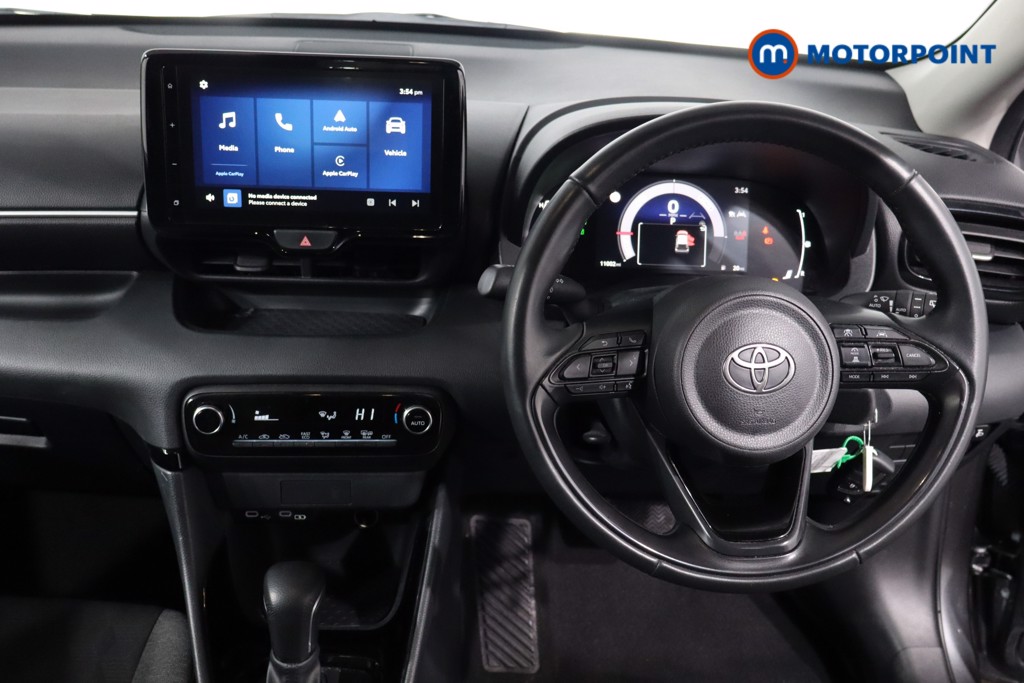 Used Toyota Yaris 2024 for sale - 77297754: Photo 11