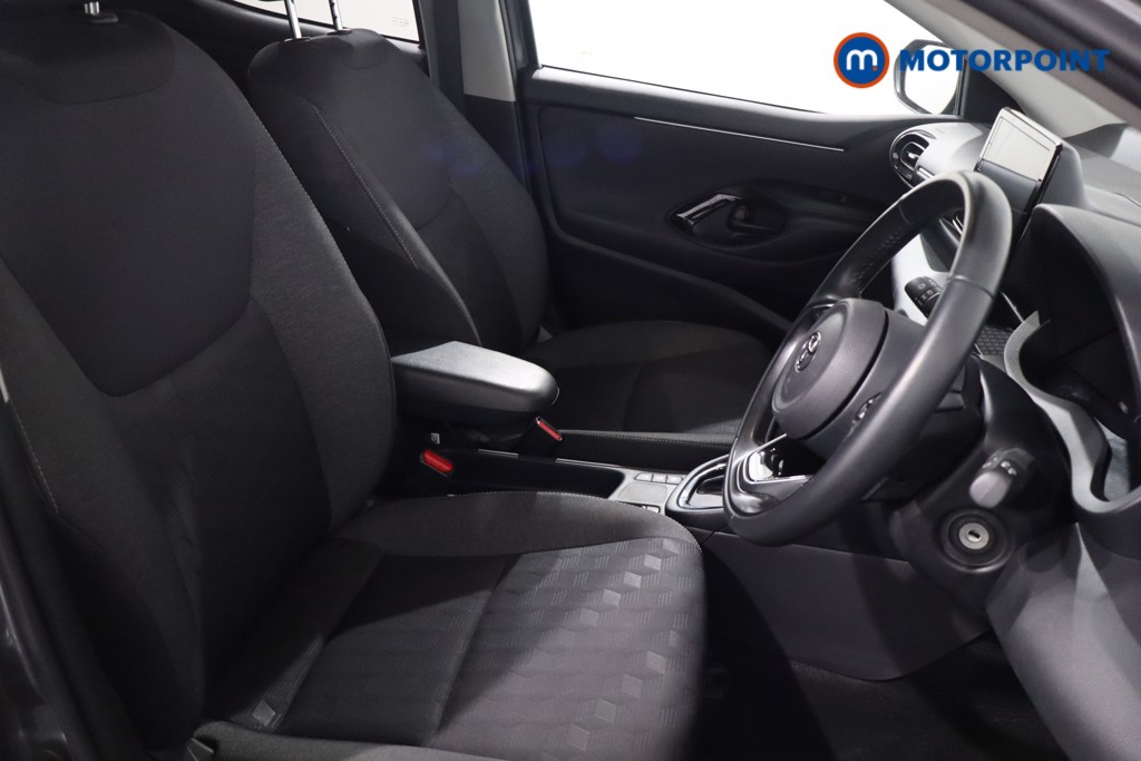 Used Toyota Yaris 2024 for sale - 77297754: Photo 28