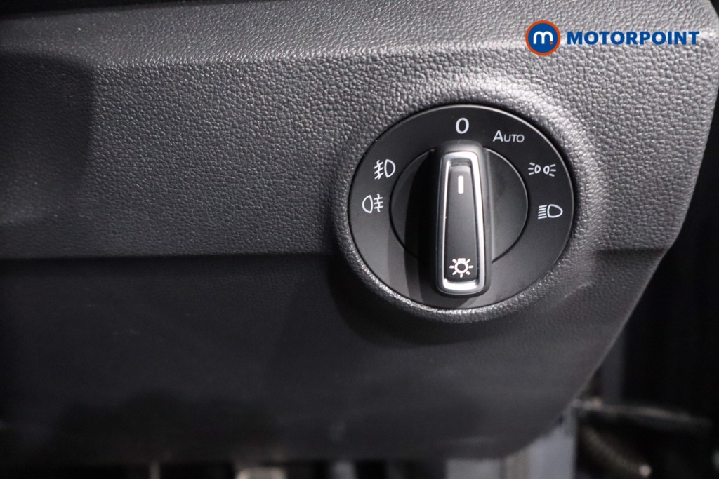 Used Volkswagen T-Roc for sale - 77168251: Photo 25