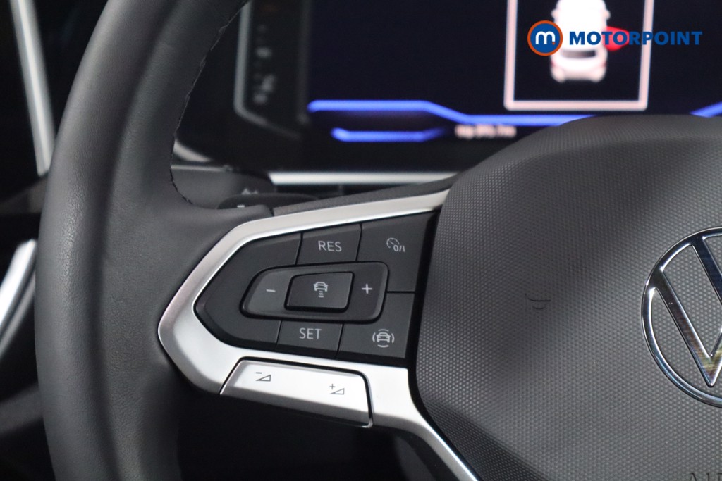 Used Volkswagen T-Roc 2024 for sale - 76542474: Photo 12