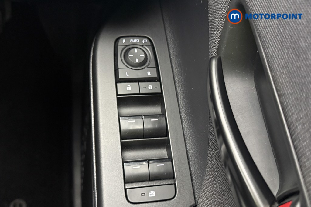 Used Toyota C-HR 2024 for sale - 77779174: Photo 29