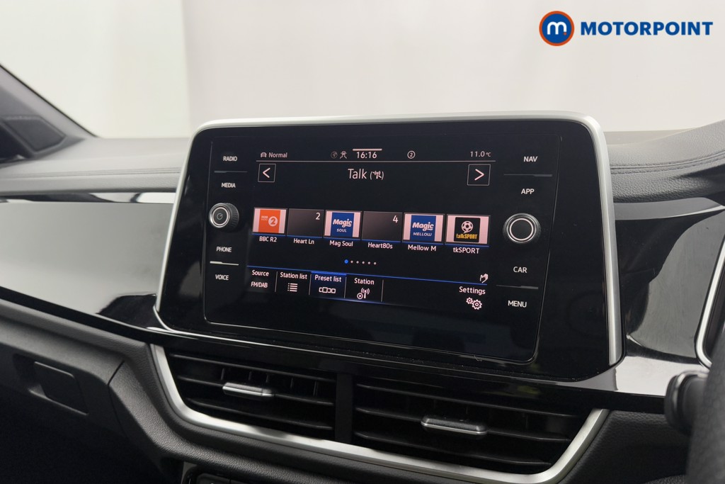 Used Volkswagen T-Roc 2023 for sale - 77404060: Photo 12