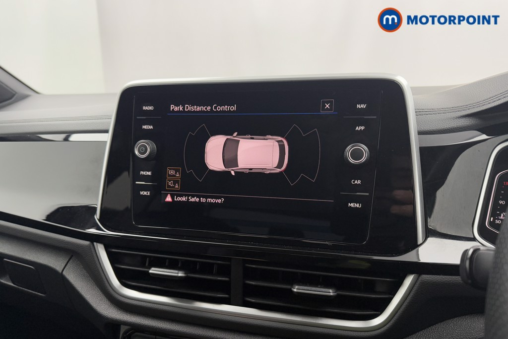 Used Volkswagen T-Roc 2023 for sale - 77404060: Photo 18